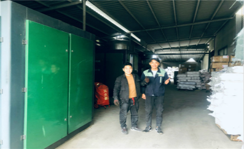 薩震節(jié)能空壓機售后服務精英為紹興客戶多臺空壓機做例行巡檢！